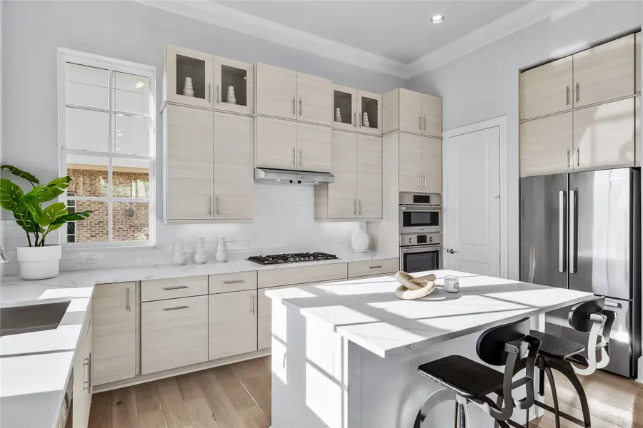 4604 Warwood Lane, Dallas, TX 75219 - Image #3