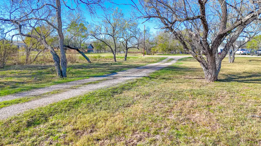 735 County Road 0025, Corsicana, TX 75109 - #3