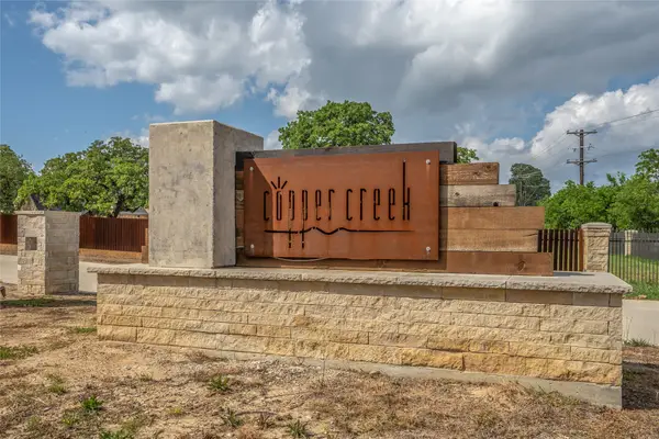 225 Valerie Way, Copper Canyon, TX 76226