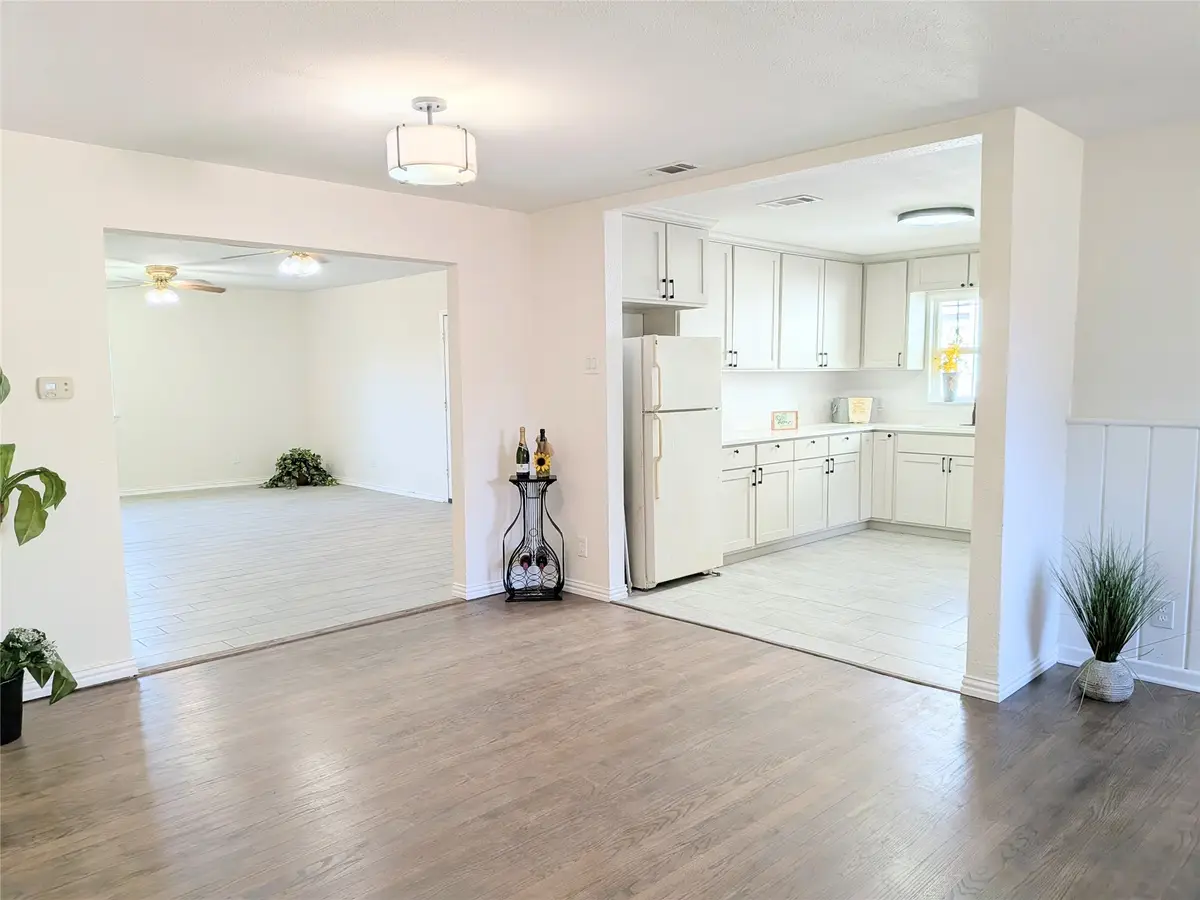 3051 Utah Avenue, Dallas, TX 75216 - Image #1