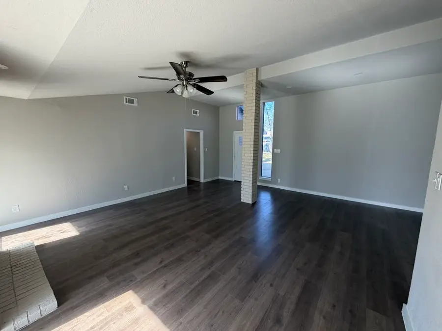 5206 Wind Rock Court, Arlington, TX 76017 - Image #3