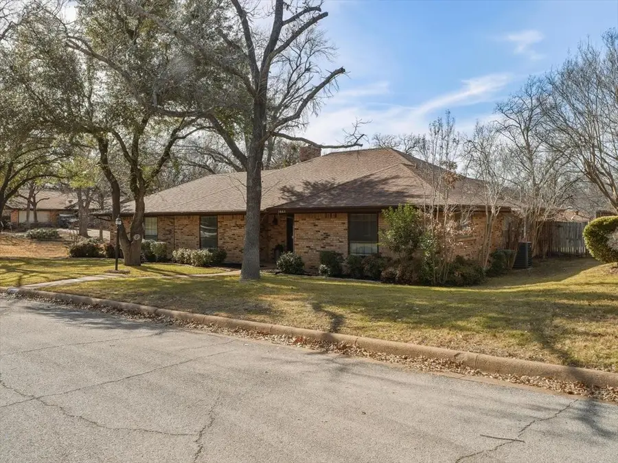 1662 Watson Road, Fort Worth, TX 76103 - Image #2