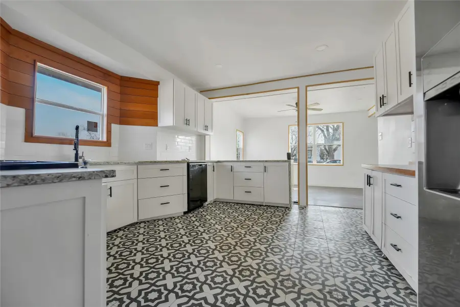 3400 8th Avenue, Fort Worth, TX 76110 - #3