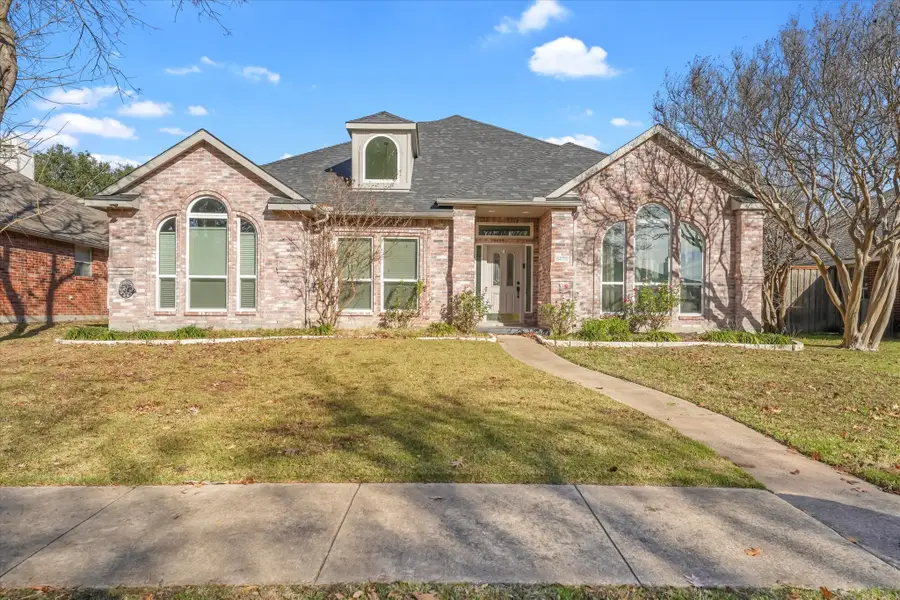 8405 Greenspoint Drive, Rowlett, TX 75088 - Image #2