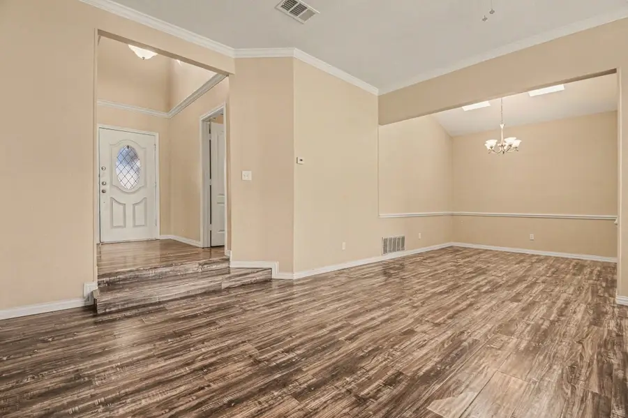 4915 Arborgate Drive, Arlington, TX 76017 - Image #2