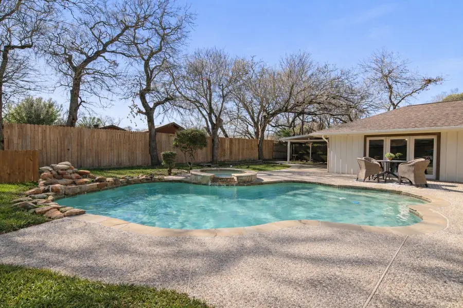 1124 Wentwood Drive, Irving, TX 75061 - Image #3