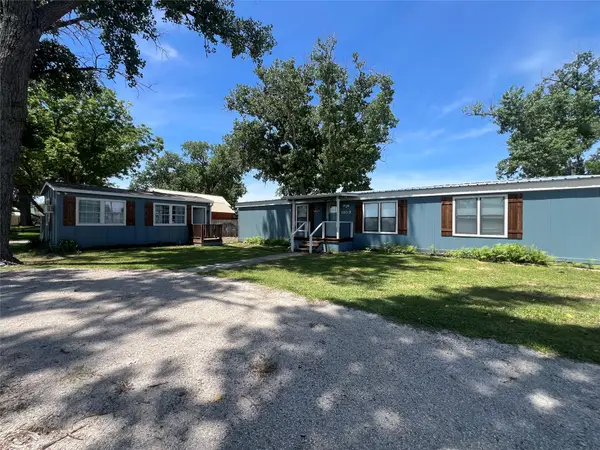 1059 Airport Road, Possum Kingdom Lake, TX 76449