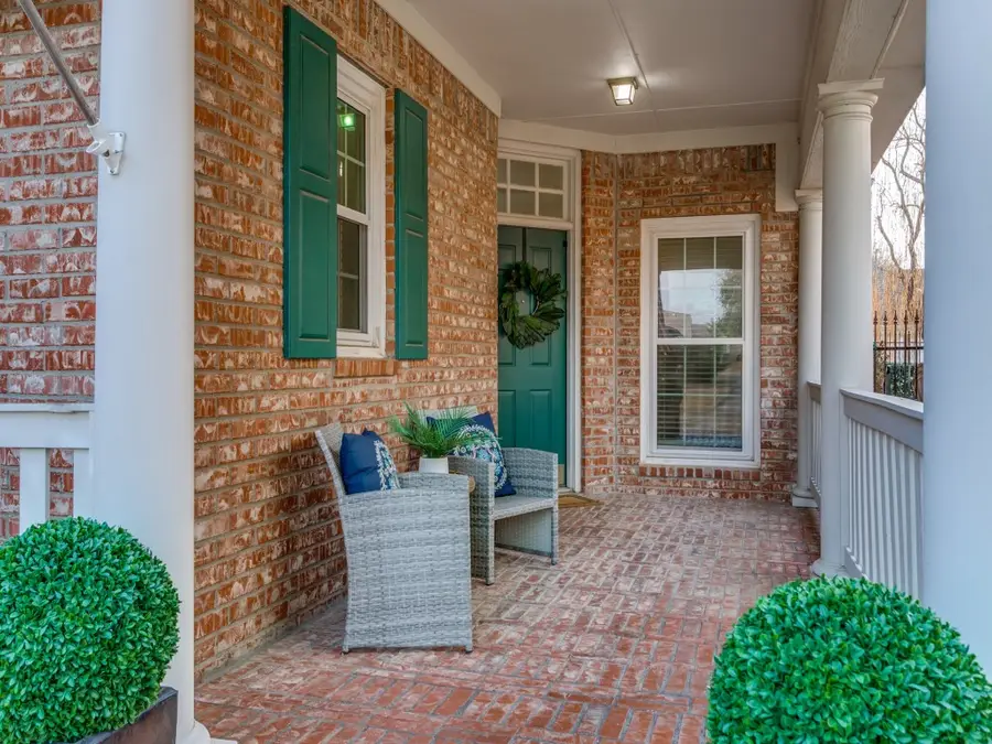 8604 Beetle Nut Lane, North Richland Hills, TX 76180 - Image #3