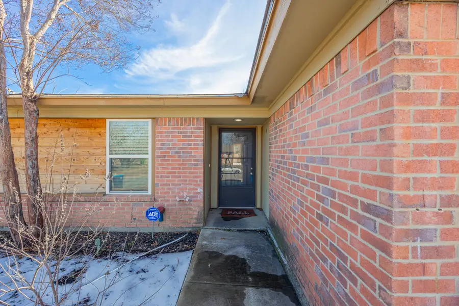 705 Admiralty Way, Fort Worth, TX 76108 - Image #3