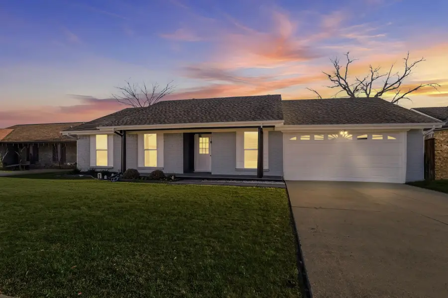 2828 Elk Grove Road, Carrollton, TX 75007 - Image #2