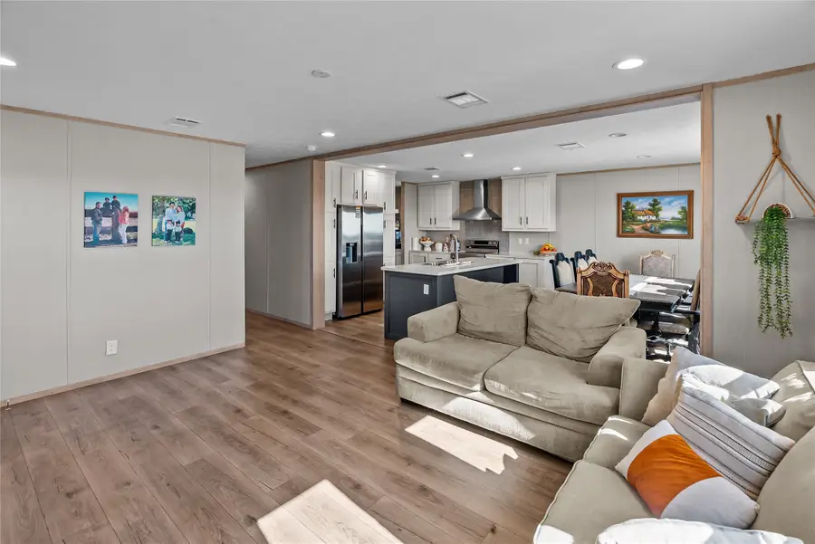 10616 Mustang Drive, Godley, TX 76044 - Image #3