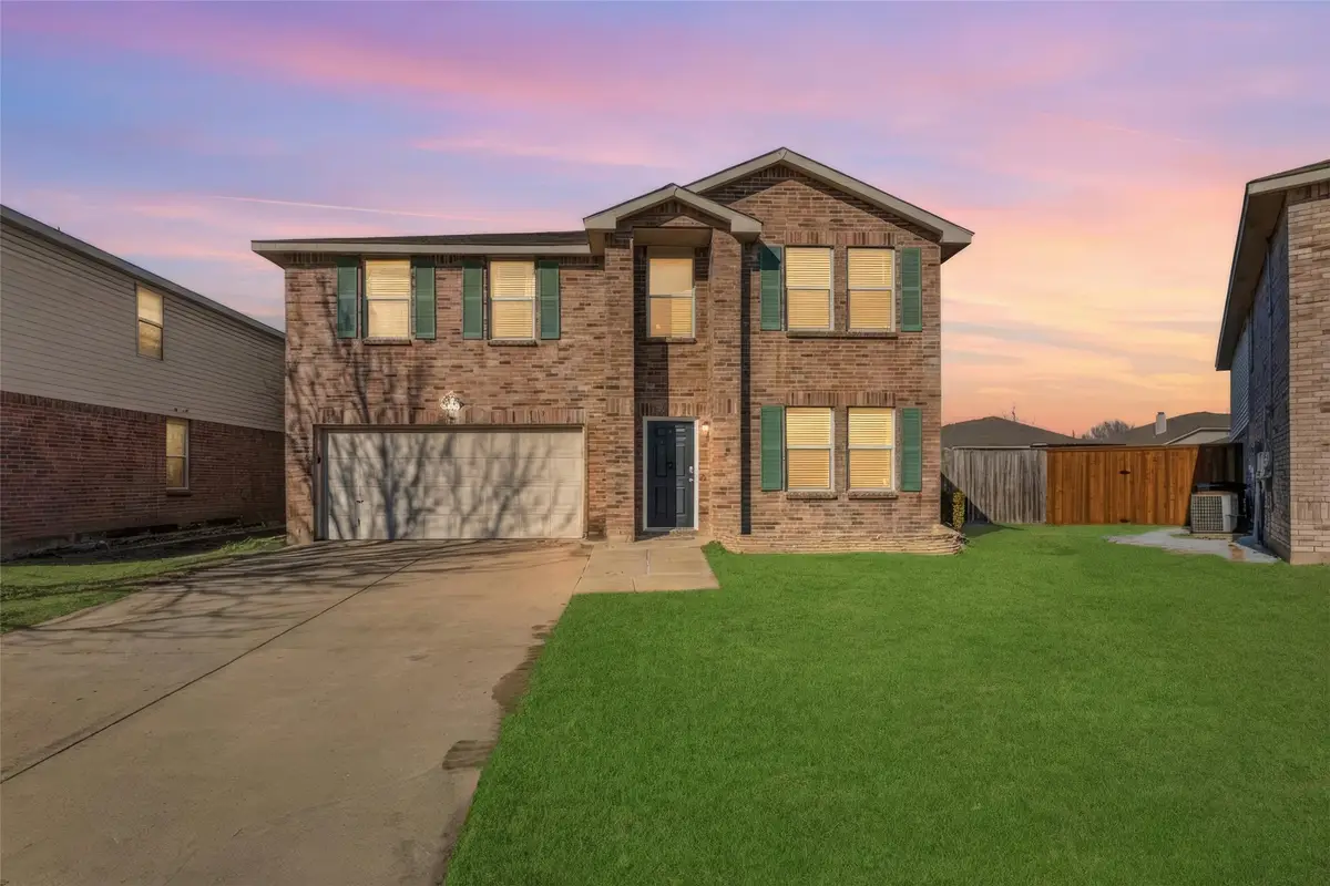 1741 Baxter Springs Drive, Justin Roanoke, TX 76247 - Image #1