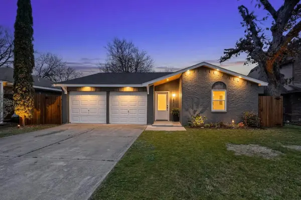 8210 Sussex Street, White Settlement, TX 76108