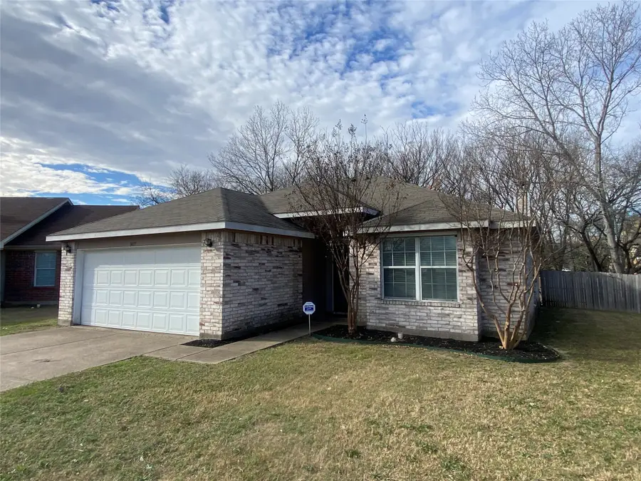 1417 Marena Moore Court, Dallas, TX 75232 - Image #2