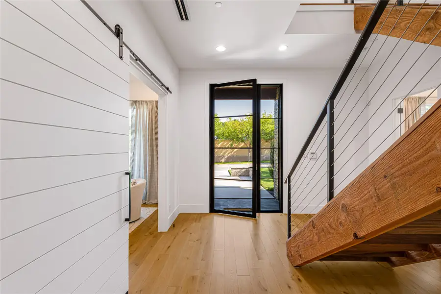 3233 Northwest Parkway, University Park, TX 75225 - Image #3