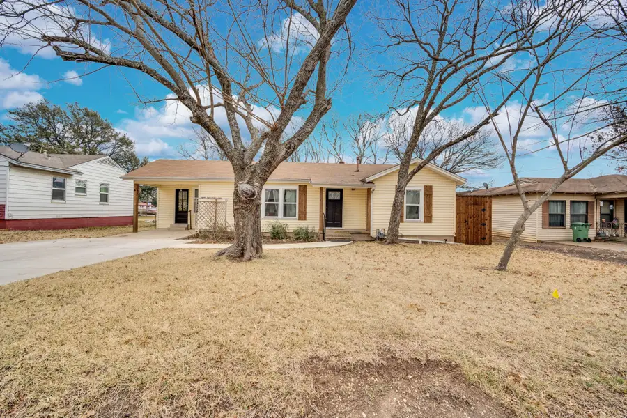 107 Sewell Avenue, Midlothian, TX 76065 - #2