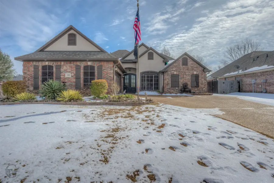 201 Ixworth Avenue, Bossier City, LA 71111 - #2