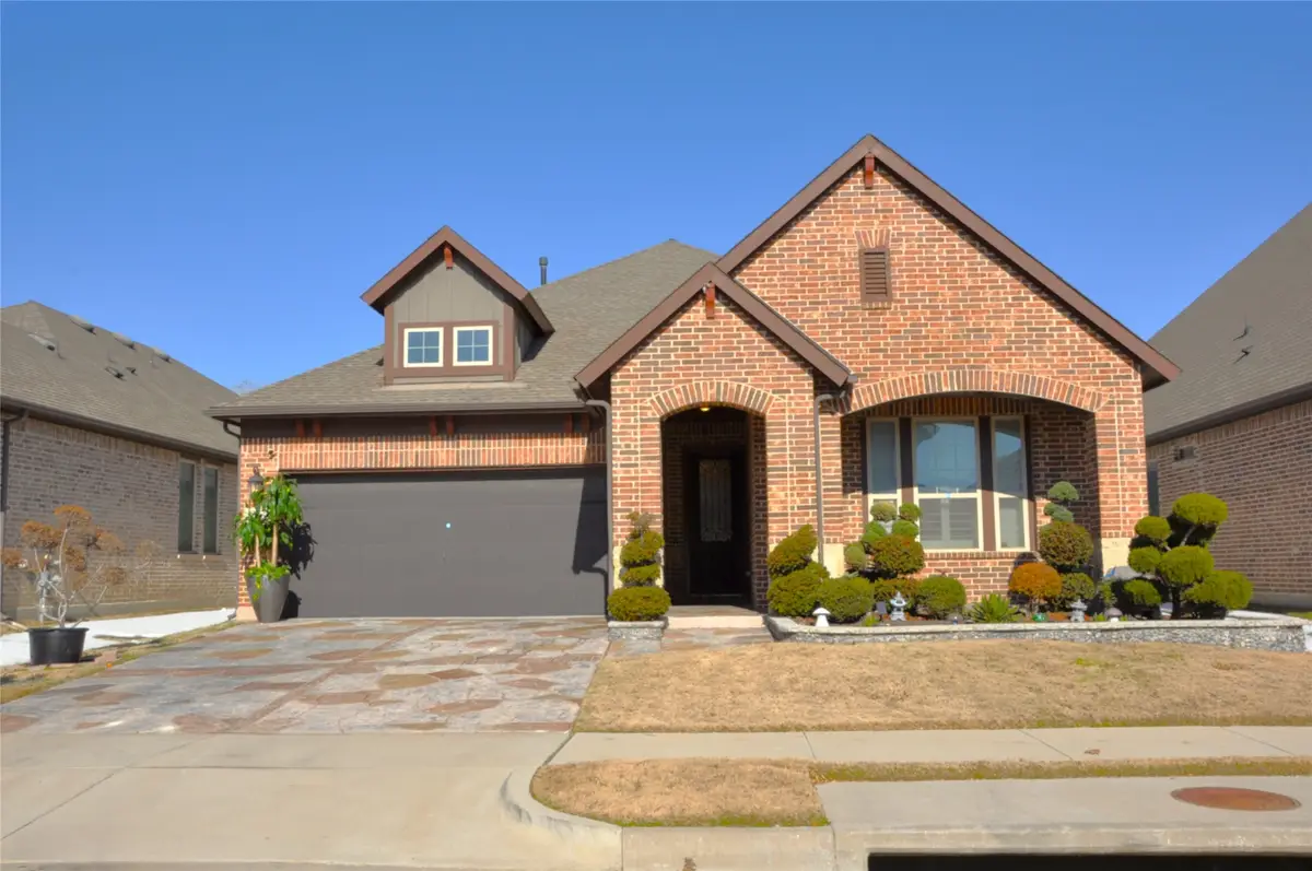 2615 High Bluff Drive, Mansfield, TX 76063 - Image #1