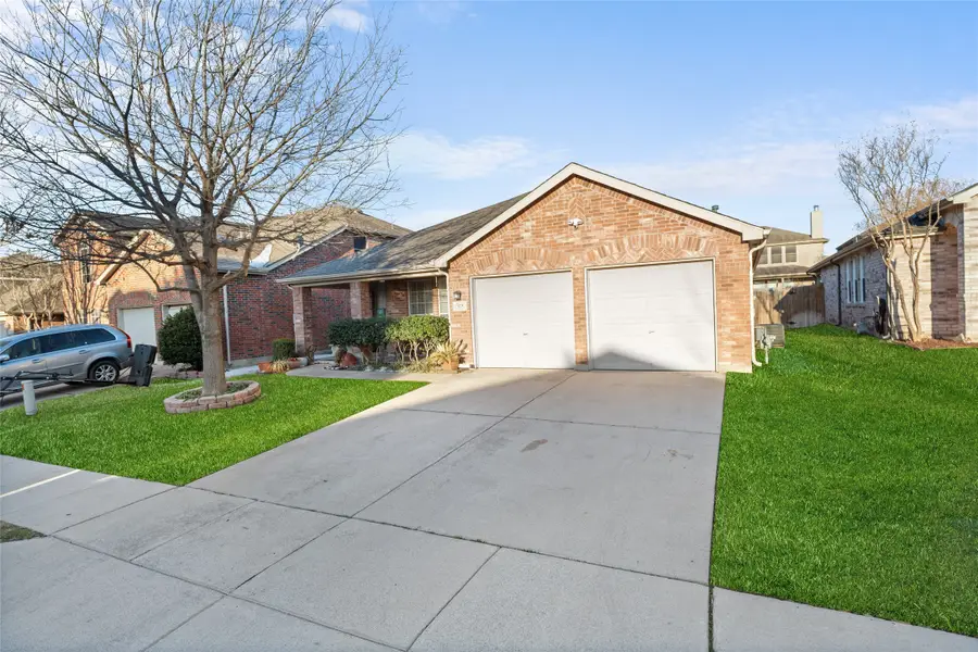 9225 Conestoga Drive, Fort Worth, TX 76131 - Image #2