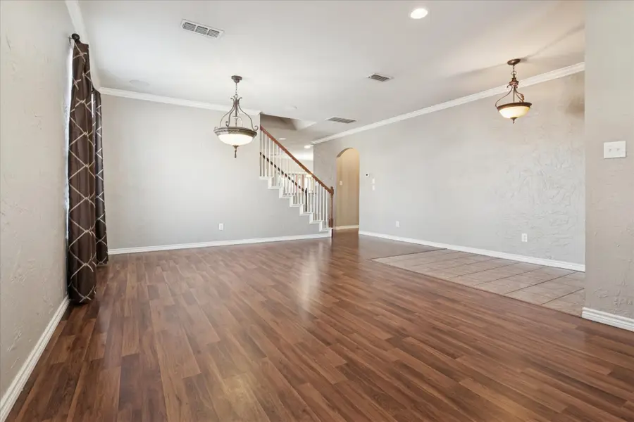 616 Bushdale Drive, Arlington, TX 76002 - Image #3