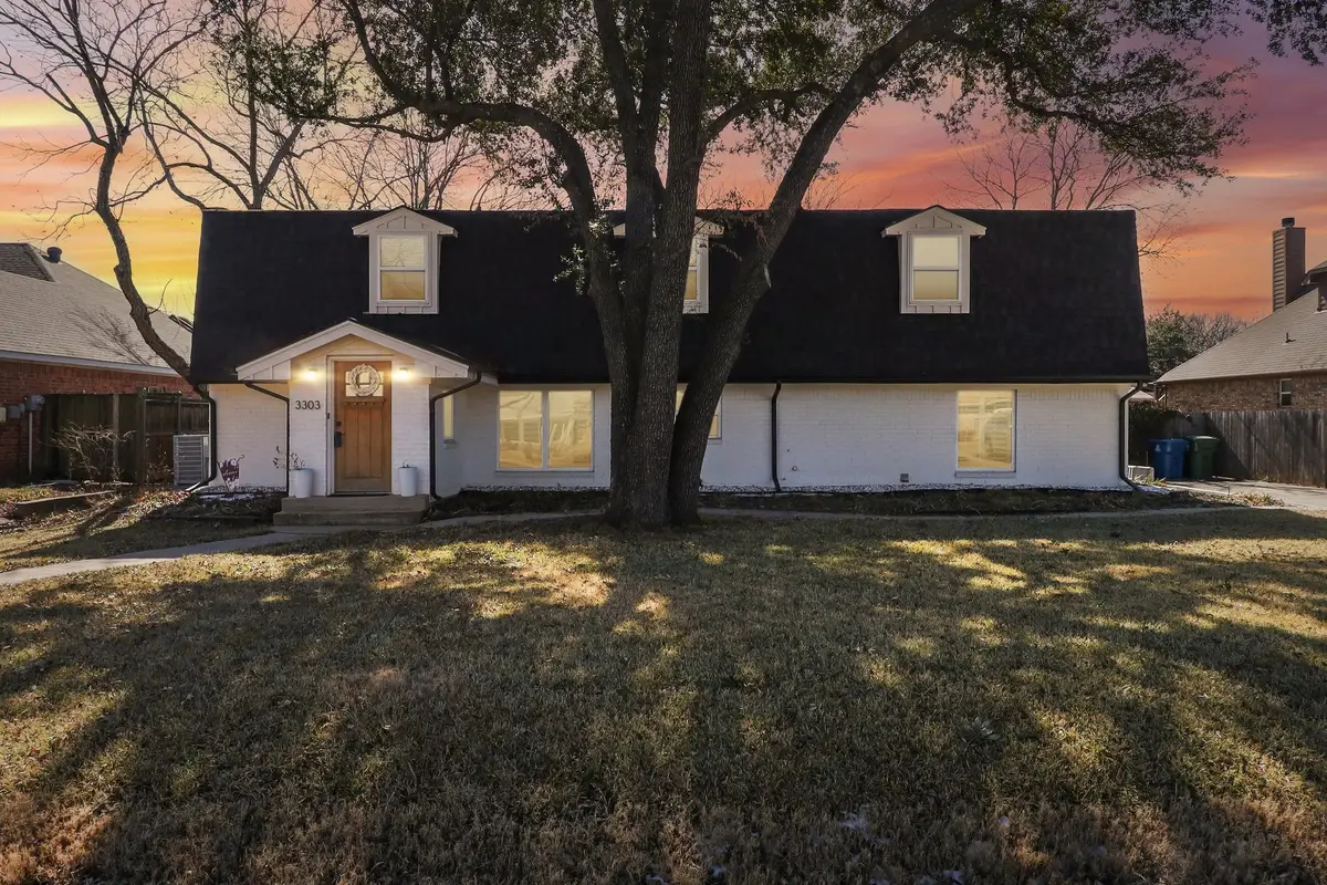 3303 Cottonwood Drive, Flower Mound, TX 75028 - Image #1