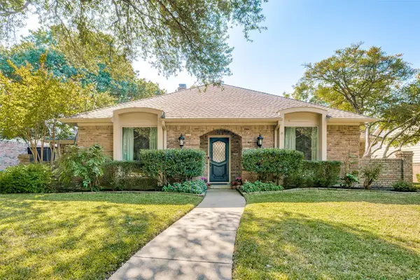 8808 Kenton Drive, Dallas, TX 75231