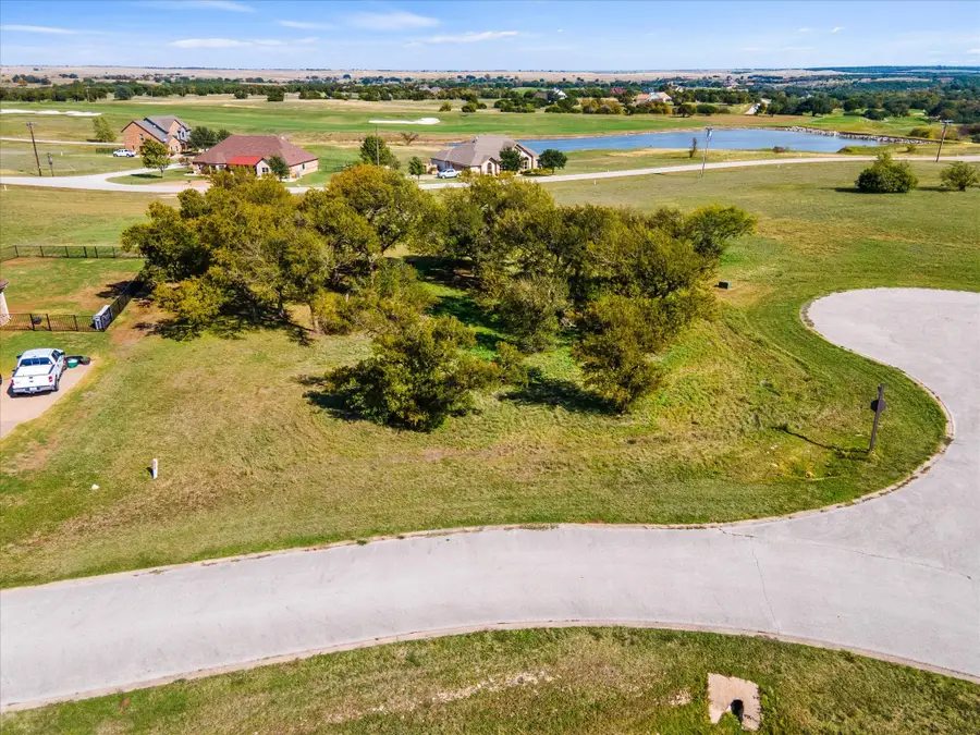 6604 Gleneagle Court, Cleburne, TX 76033 - Image #3
