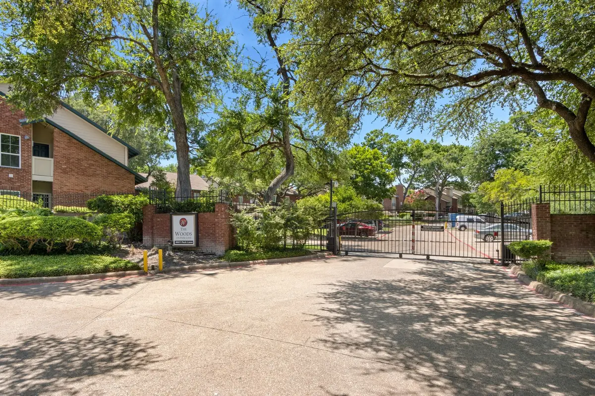 8601 Park Lane #221, Dallas, TX 75231 - Image #1