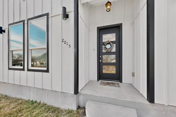 2015 Volga Avenue, Dallas, TX 75216