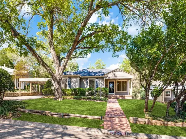 6470 Lindell Avenue, Fort Worth, TX 76116