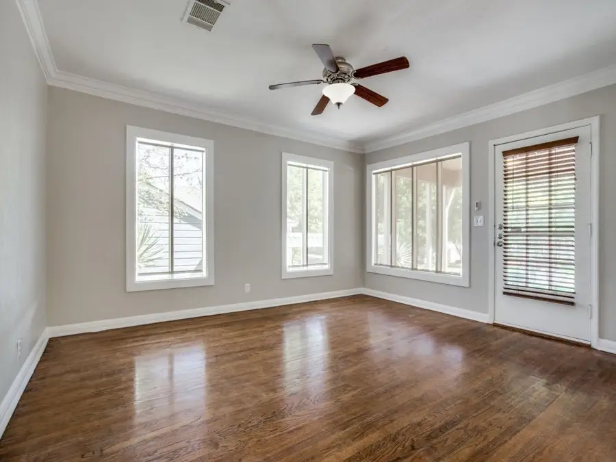 6470 Lindell Avenue, Fort Worth, TX 76116 - #3