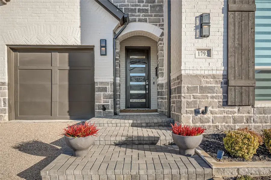 1793 Lady Bettye Drive, Carrollton, TX 75010 - Image #2