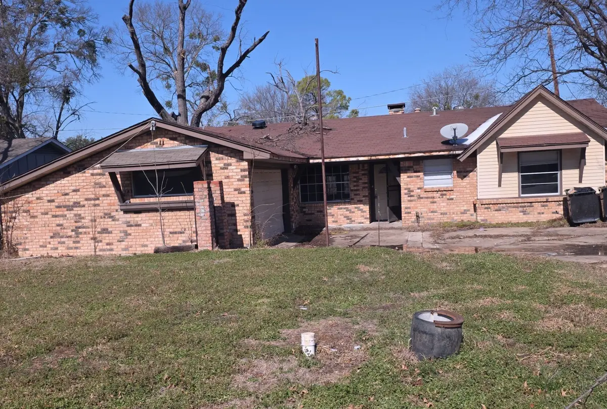 2404 Beverly Drive, Greenville, TX 75402 - Image #1