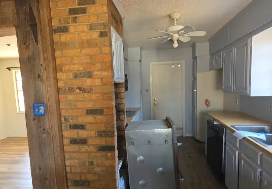 2404 Beverly Drive, Greenville, TX 75402 - Image #3