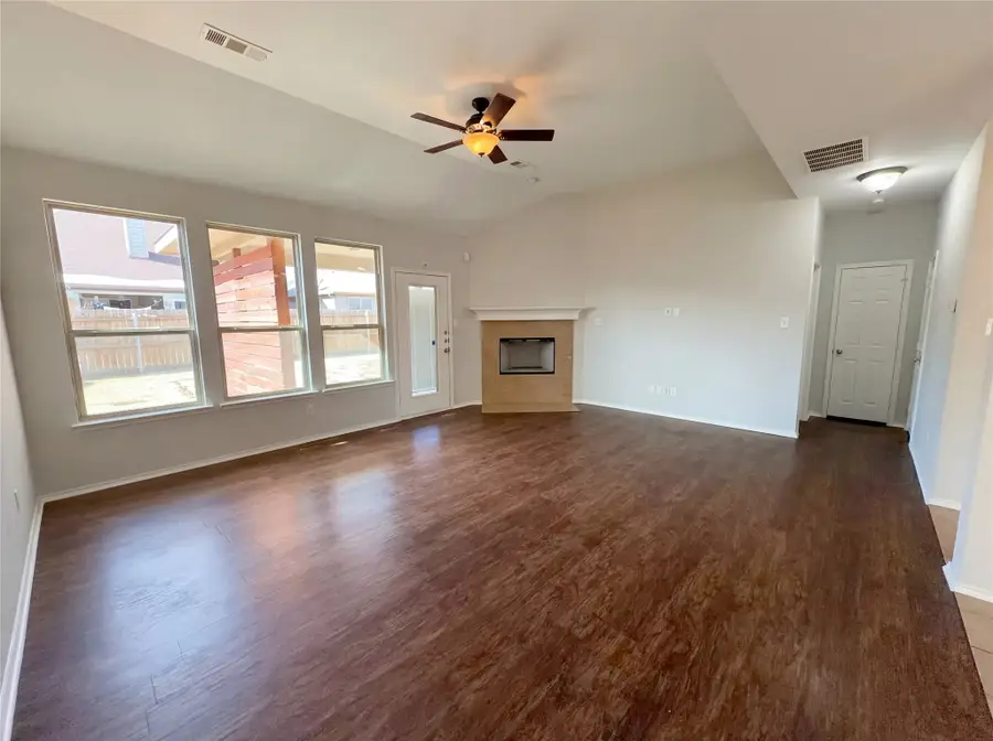 8925 Brook Hill Lane, Fort Worth, TX 76244 - Image #3