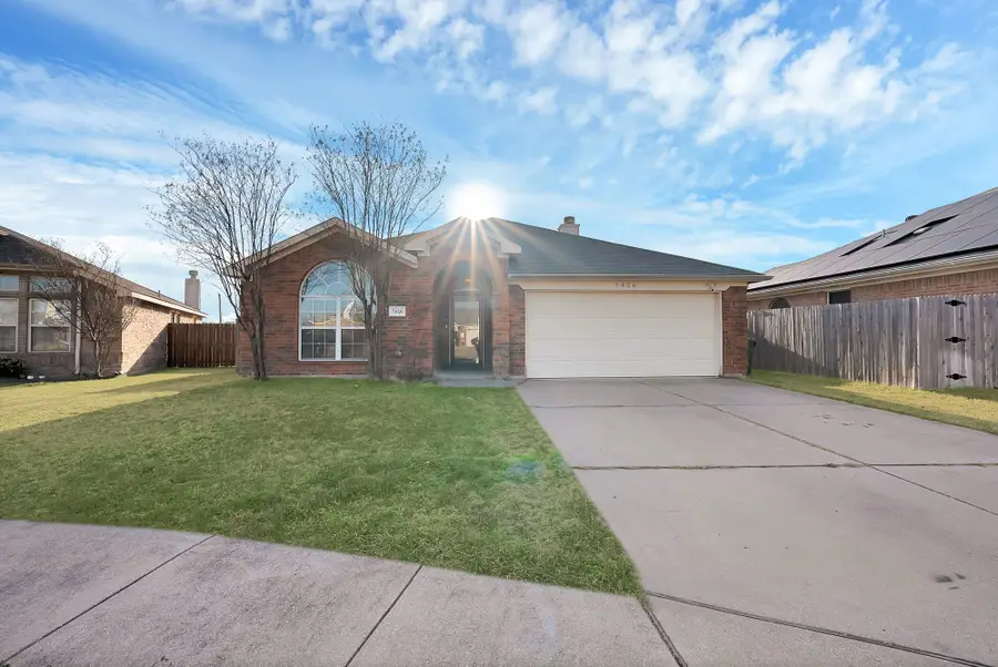 7426 Lake Front Trail, Arlington, TX 76002 - Image #3