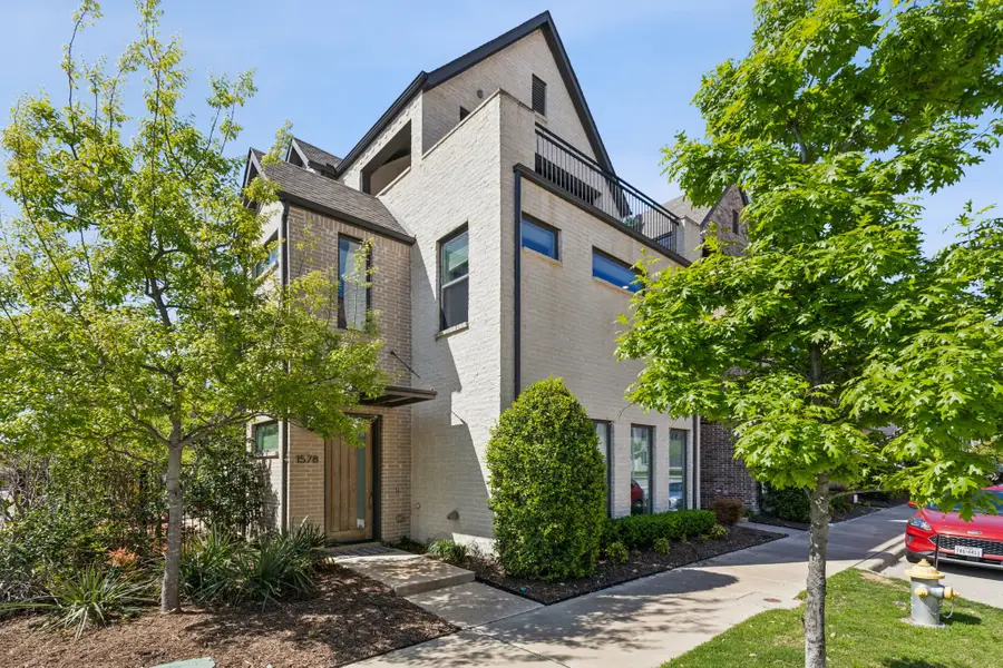 1578 E Cityline Drive, Richardson, TX 75082 - Image #3