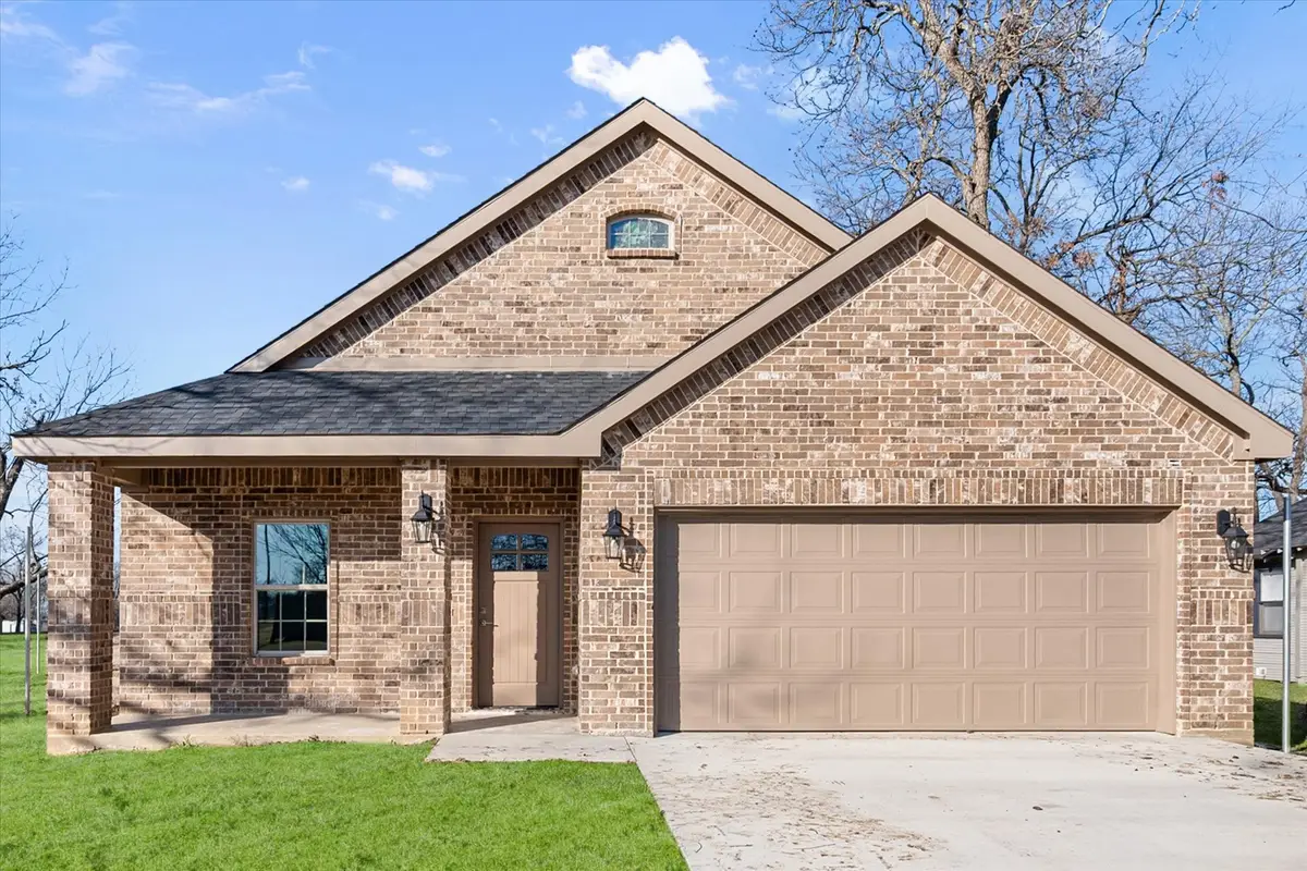 101 N Goodman Avenue, Kerens, TX 75144 - #1