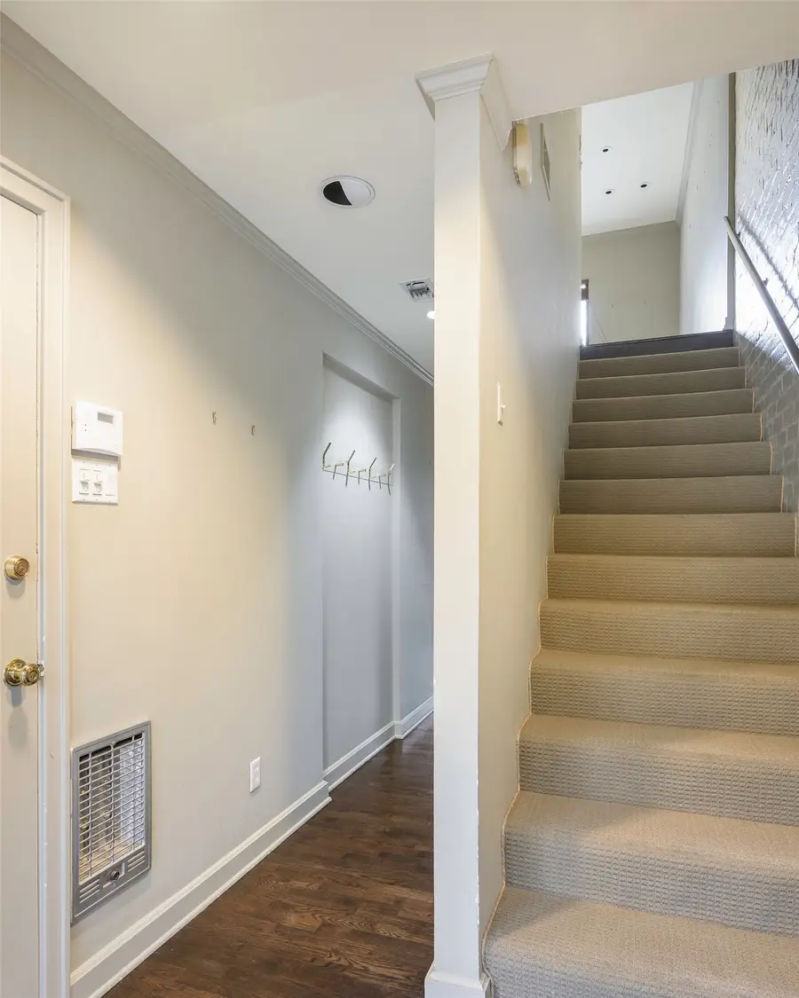 4006 Buena Vista Street, Dallas, TX 75204 - Image #2