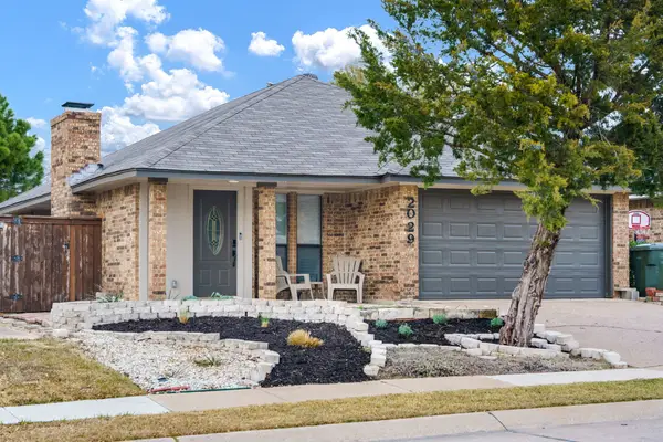 2029 Verlaine Drive, Carrollton, TX 75007