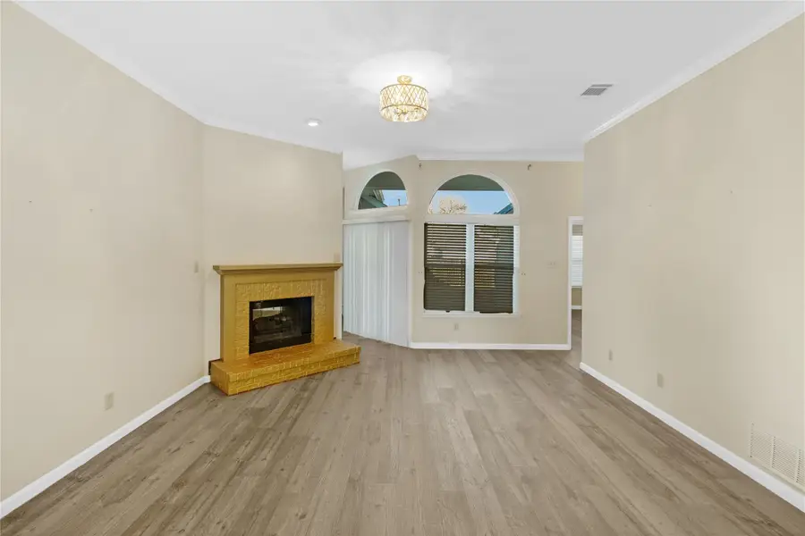 805 Bray Street, Cedar Hill, TX 75104 - Image #3