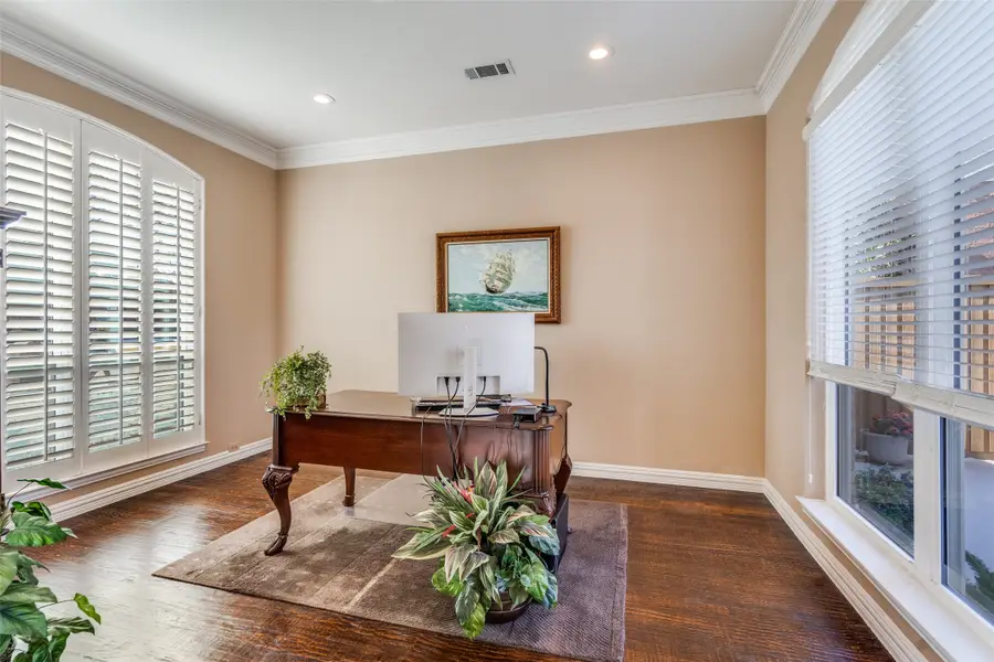 6733 Waterway Court, Plano, TX 75093 - Image #3