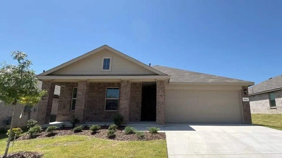 829 Round Robin Lane, Fort Worth, TX 76131 - Image #1