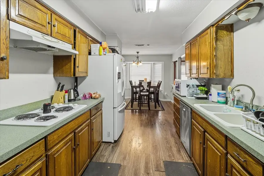 5508 Misty Meadow Drive, North Richland Hills, TX 76180 - Image #3