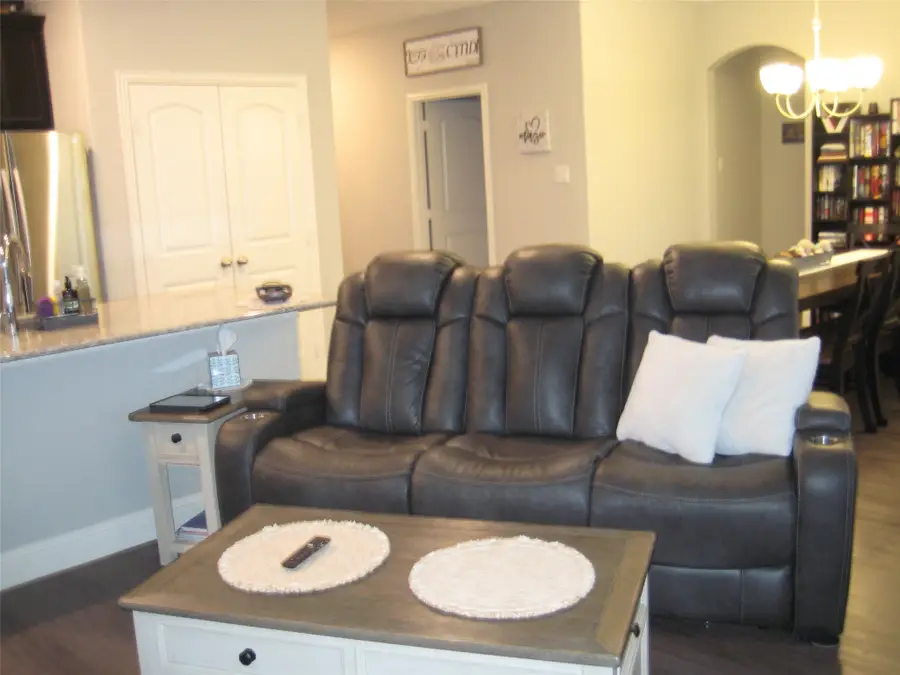 2 Grouse Run, Sanger, TX 76266 - Image #3