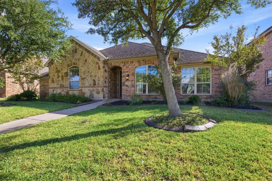 7114 Waterbury Drive, Rowlett, TX 75089 - Image #3