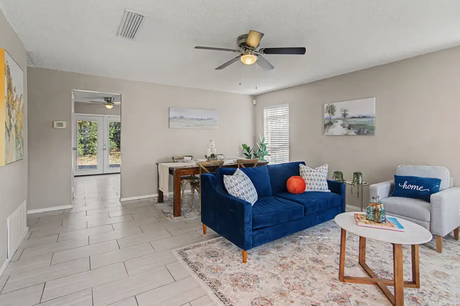 5001 Bama Drive, Arlington, TX 76017 - Image #2