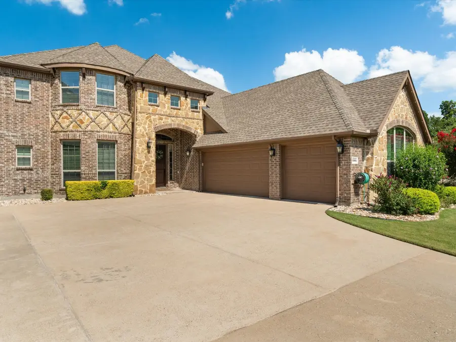 5302 Fairmont Court, Rowlett, TX 75088 - Image #2