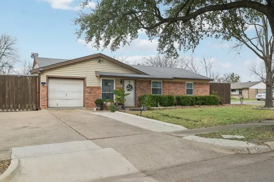 635 E Fairmeadows Drive, Duncanville, TX 75116 - #2