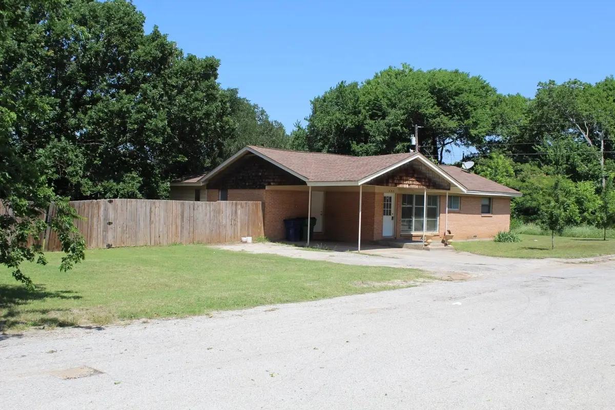 400 S Vick Street, Decatur, TX 76234 - #1